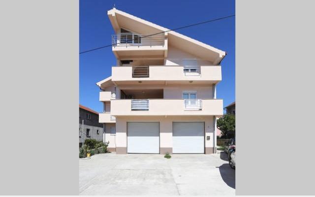 Apartament Nika Sa Jacuzzijem